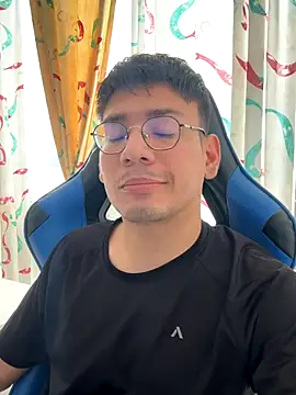 marcuswildx online show from 12.03.25