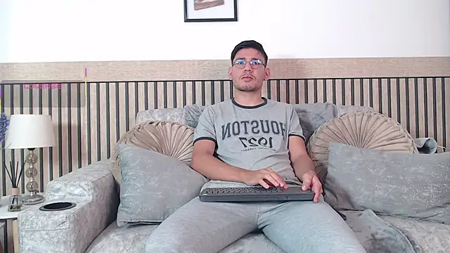 marcuswildx online show from 01.07.26