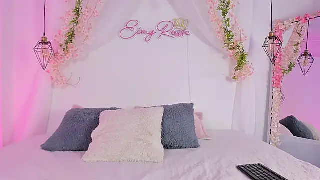 Snapshot of eimi_rosse18 chatting on 02.02.26 eimi rosse18 online show from 02.02.26