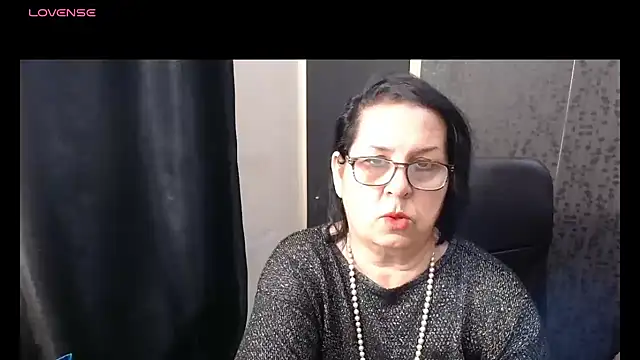 MissSanjanne online show from 02.22.26