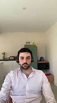 Snapshot of eauminerale chatting on 03.02.26 eauminerale online show from 03.02.26