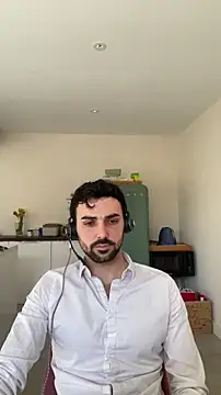 Snapshot of eauminerale chatting on 03.03.26 eauminerale online show from 03.03.26