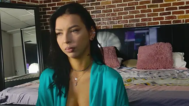 Snapshot of MeganSin_ chatting on 10.07.25 MeganSin online show from 10.07.25