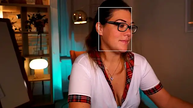 mrs fllowerr online show from 10.07.25