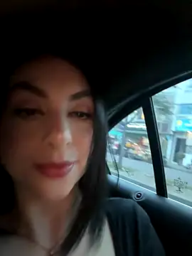 LlianneDiamond1 online show from 12.03.25