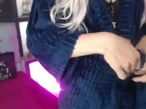 Sophia hott01 online show from 10.23.25