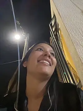 IsabellaJoness  online show from 10.22.25