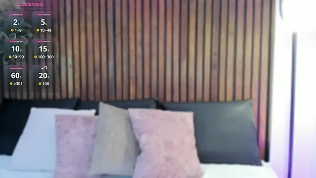 Ivana Hall online show from 12.14.25