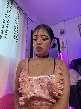 Isis Valen online show from 03.04.26