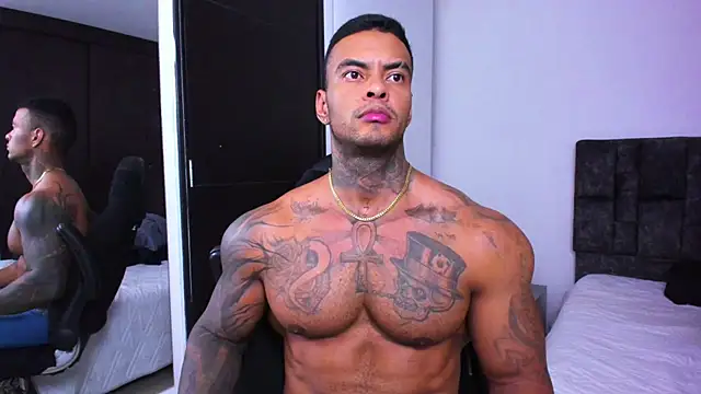 Snapshot of binmontana_ chatting on 09.26.25 binmontana online show from 09.26.25