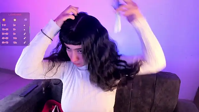 kitty  chs online show from 10.24.25