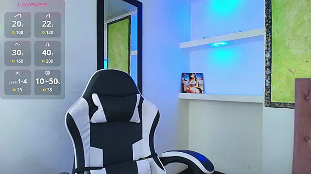 lala clark online show from 11.25.25