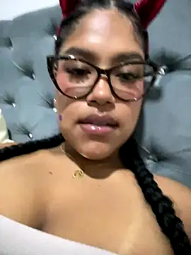 miiabrown18 online show from 11.03.25