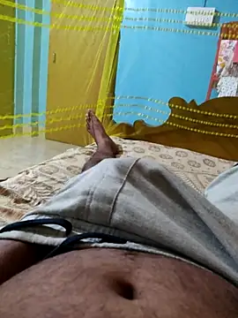 Snapshot of only_woman chatting on 11.10.25 only woman online show from 11.10.25