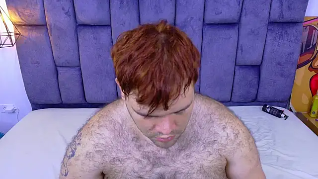 Snapshot of big_bearr chatting on 10.24.25 big bearr online show from 10.24.25