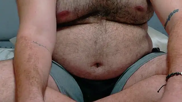 Snapshot of big_bearr chatting on 11.15.25 big bearr online show from 11.15.25