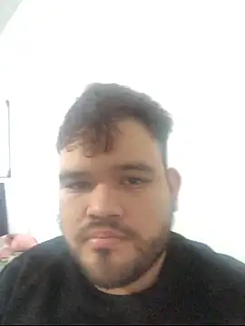 Snapshot of big_bearr chatting on 11.21.25 big bearr online show from 11.21.25