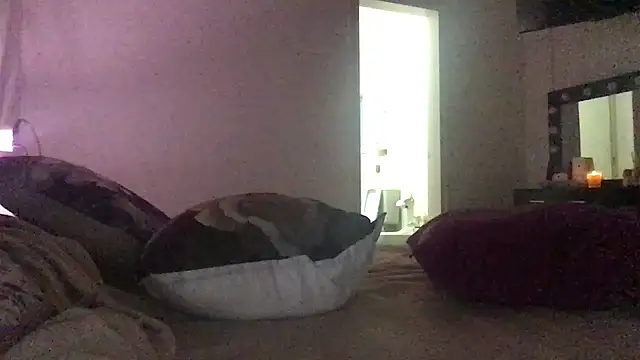 paula19800 online show from 12.14.25