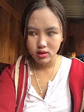 Mai lovely online show from 11.21.25