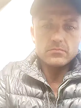 Snapshot of Daniel85Schlam chatting on 09.23.25 Daniel85Schlam online show from 09.23.25