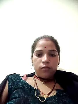 Snapshot of Mahek_love143 chatting on 05.27.26 Mahek love143 online show from 05.27.26