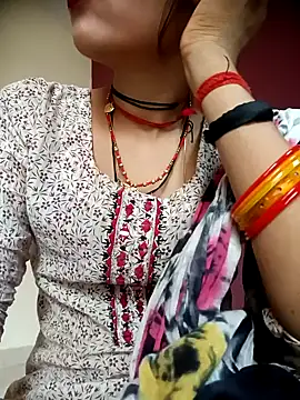 Snapshot of Mahek_love143 chatting on 05.27.26 Mahek love143 online show from 05.27.26