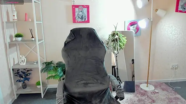 Al1ice Moures online show from 02.03.26