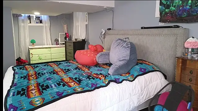 xofrankiefinexo online show from 02.20.26