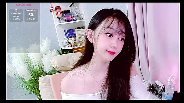 Snapshot of catlovesapple_ chatting on 10.09.25 catlovesapple online show from 10.09.25