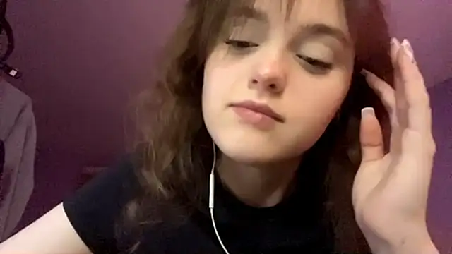 ShannanJou online show from 10.04.25