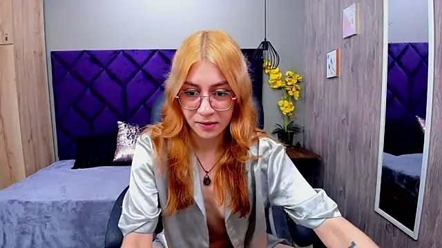 ChloeCampbell03 online show from 11.04.25