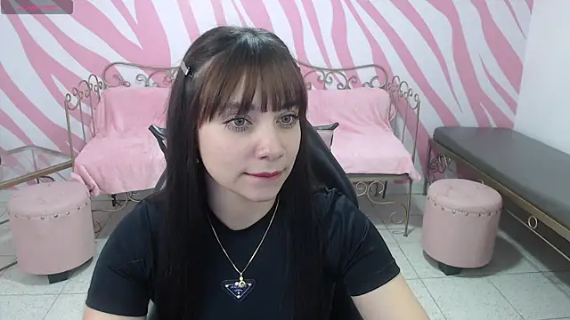 Snapshot of saabrina_ chatting on 10.20.25 saabrina online show from 10.20.25