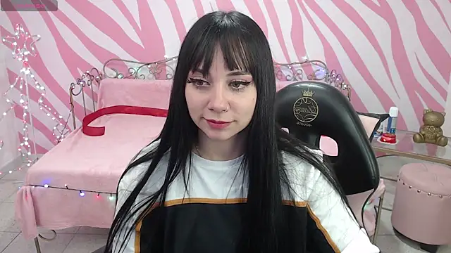 saabrina  online show from 12.20.25