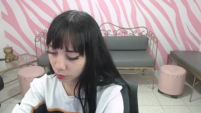 saabrina  online show from 12.21.25