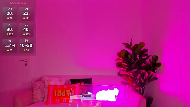 TiaBelle online show from 11.14.25