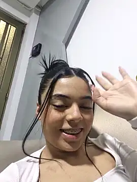 AriaBelles online show from 11.27.25