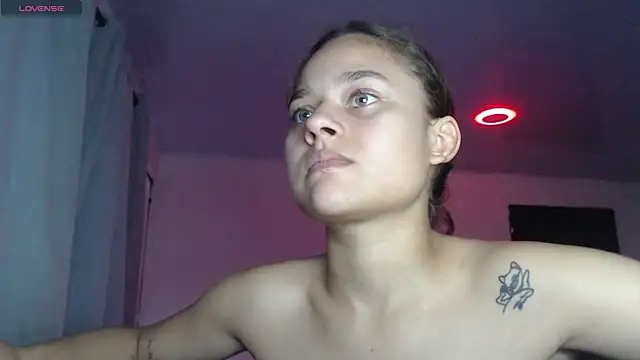 LittleCheerry69 online show from 11.06.25