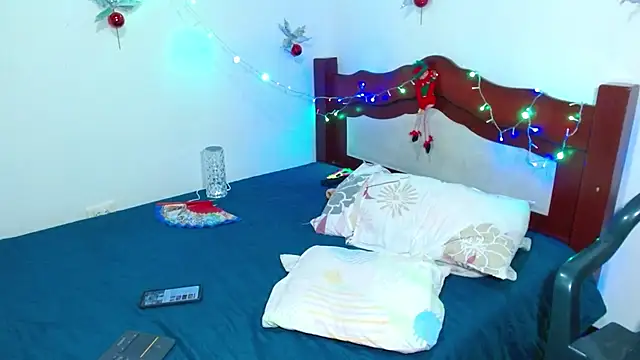 lorenacapelli online show from 12.22.25