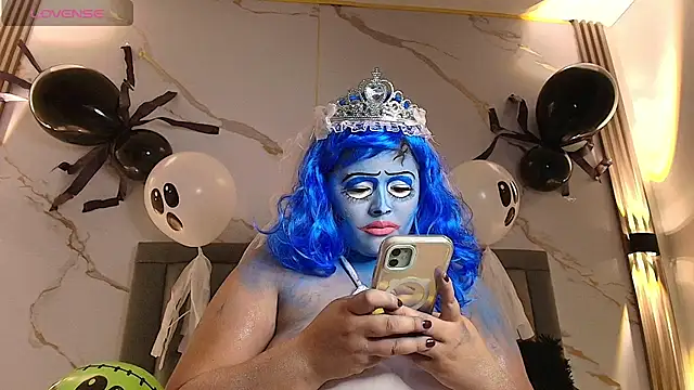 Nina Rouge7 online show from 10.31.25