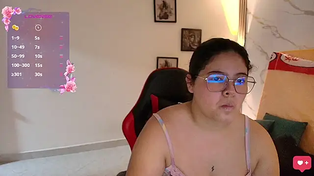 Nina Rouge7 online show from 11.16.25