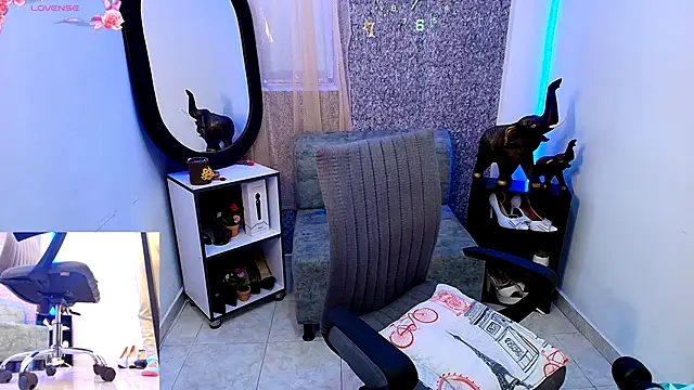 Sally Ricci online show from 11.21.25