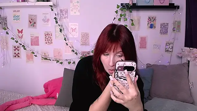 Mary Lanee online show from 10.03.25