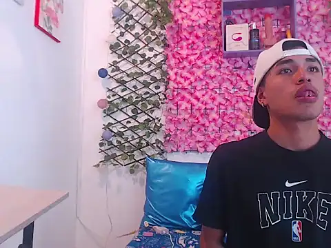 FUNNY AND HORNEY online show from 09.25.25