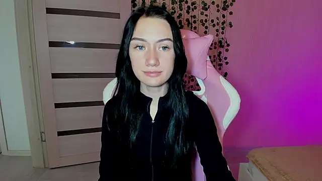 Arina Meow19 online show from 10.27.25