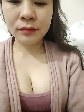 Girl Shy2000 online show from 02.15.26