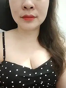 Girl Shy2000 online show from 04.03.26