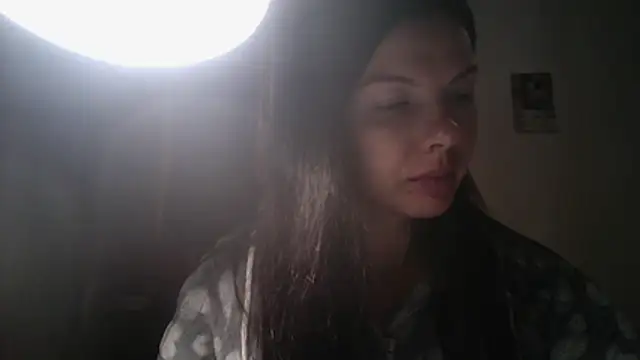 Lorivell online show from 11.26.25