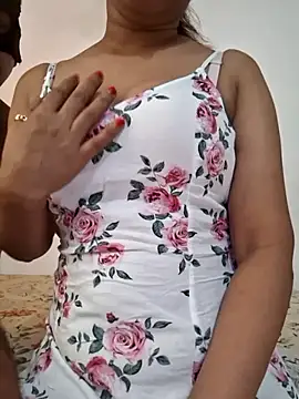 Snapshot of shani_taniya chatting on 09.30.25 shani taniya online show from 09.30.25