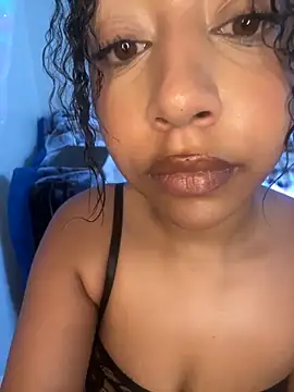 Snapshot of DarkFantisyxx chatting on 10.07.25 DarkFantisyxx online show from 10.07.25