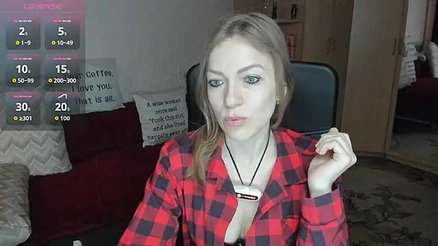 Tiffany Bates online show from 04.12.26